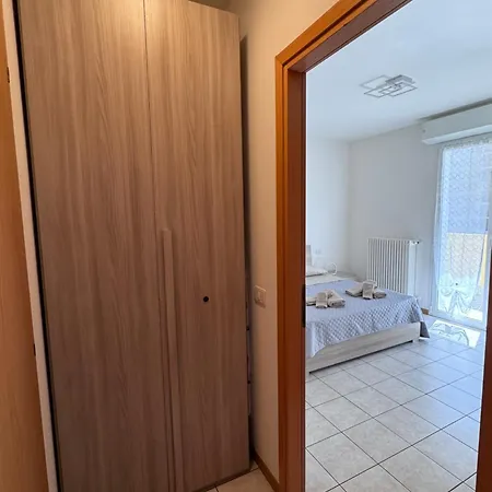 Apartment Oasi Di Chiara