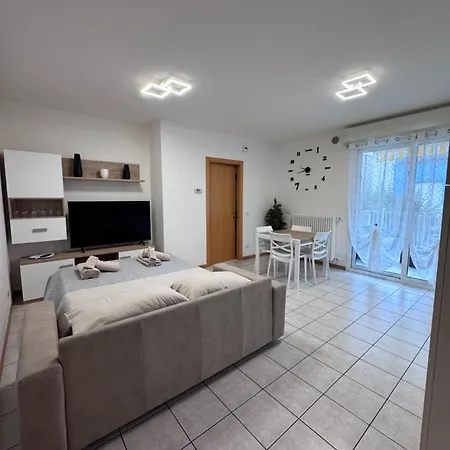 Apartment Oasi Di Chiara